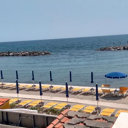 Holiday home Anne Sanremo