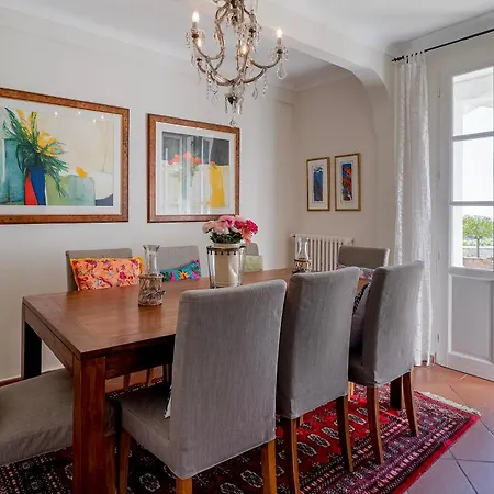 Anne Сasa de vacaciones *